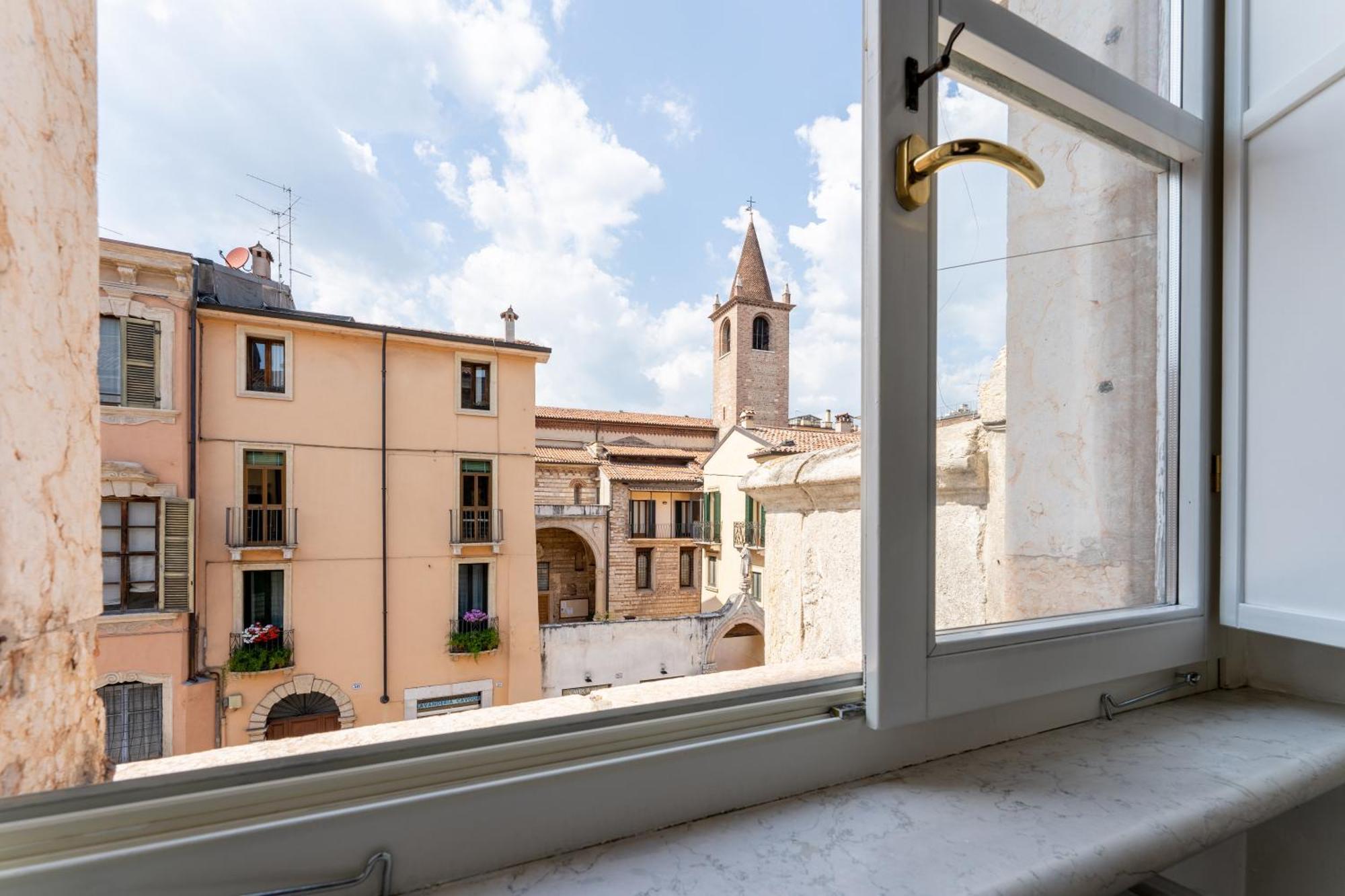 Corso Cavour Luxury Apartment Verona Ngoại thất bức ảnh